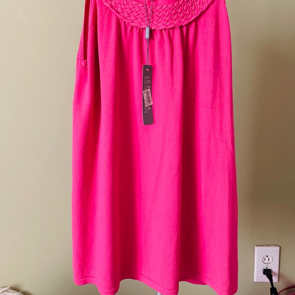 Top - Picture 2 of 2